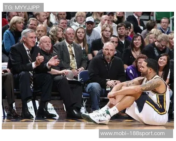 罗马诺透露格伊加盟曼城的消息即将正式公布引发球迷热议